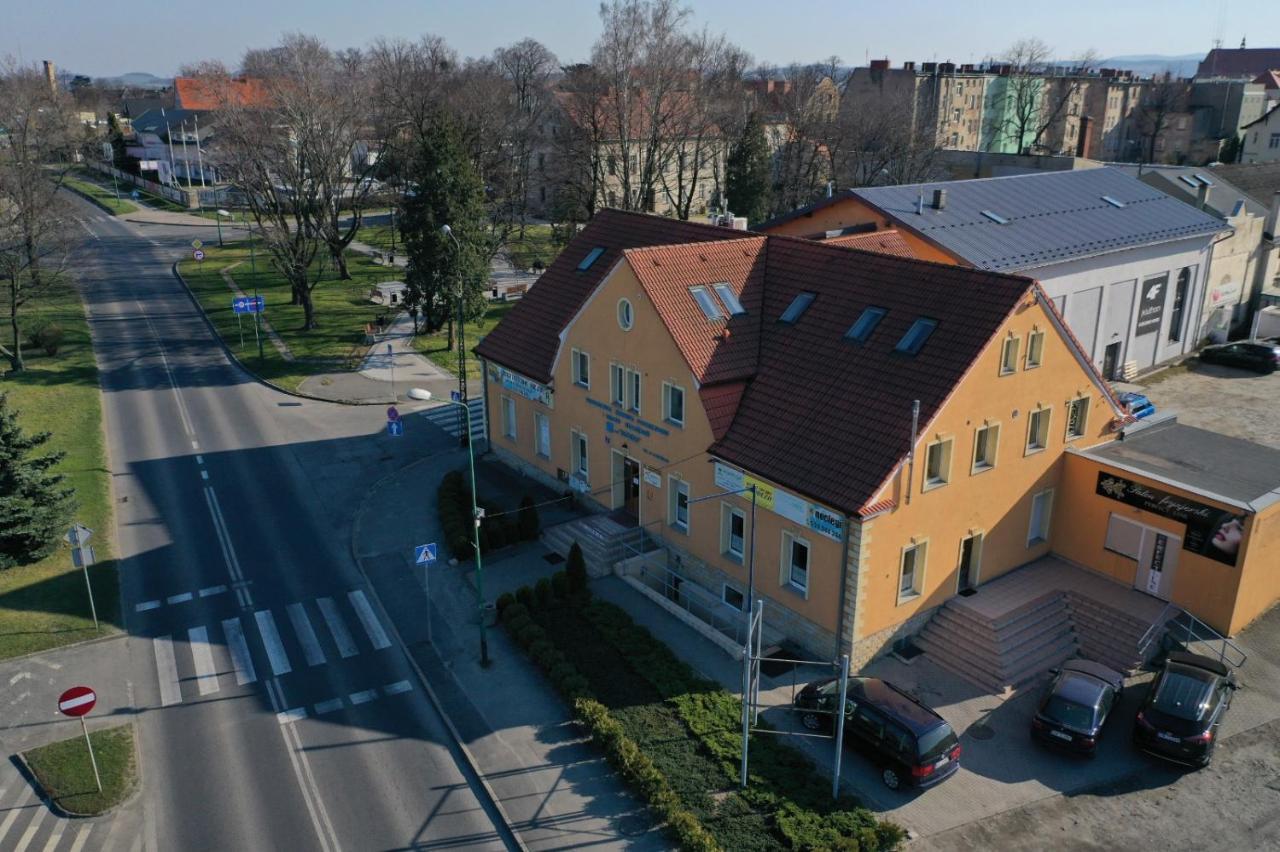 Apartamenty P7 Dzierżoniów Esterno foto