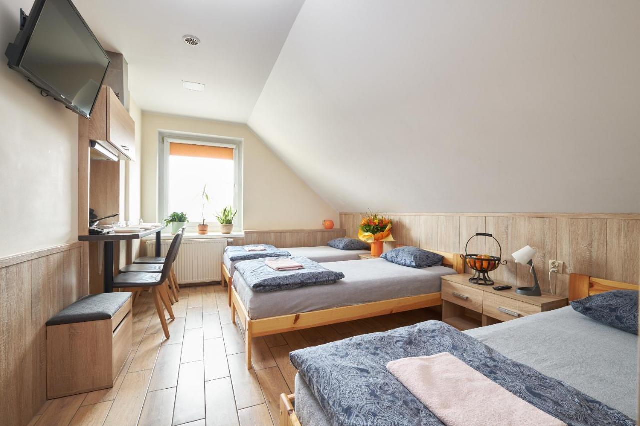 Apartamenty P7 Dzierżoniów Esterno foto