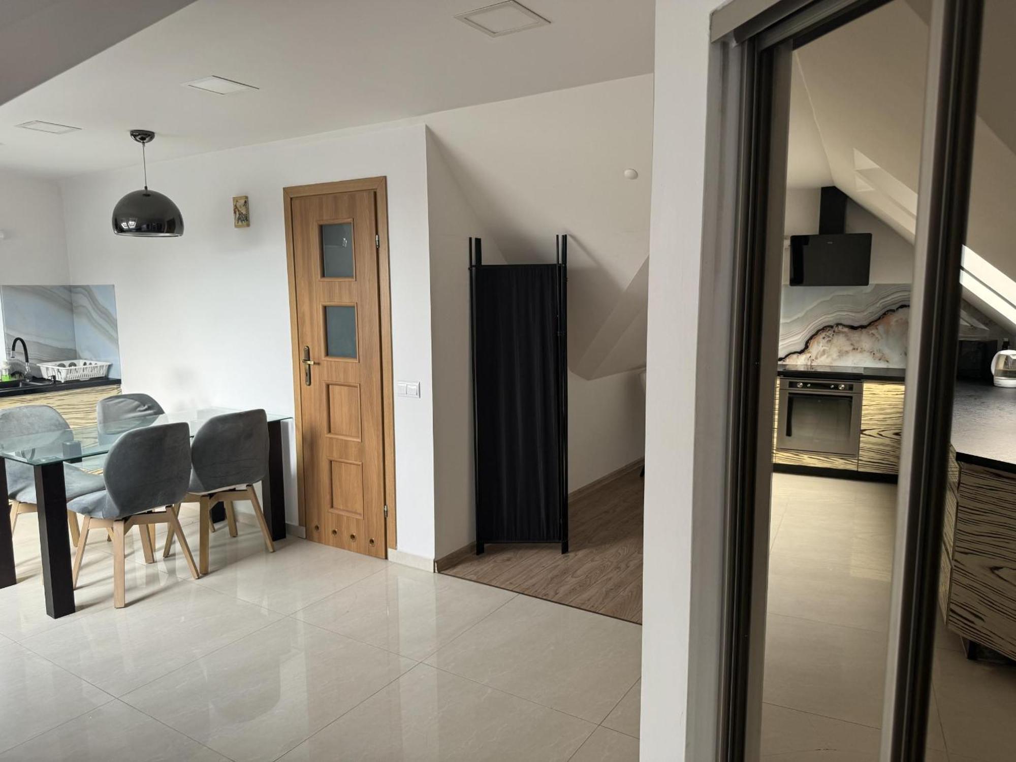Apartamenty P7 Dzierżoniów Esterno foto